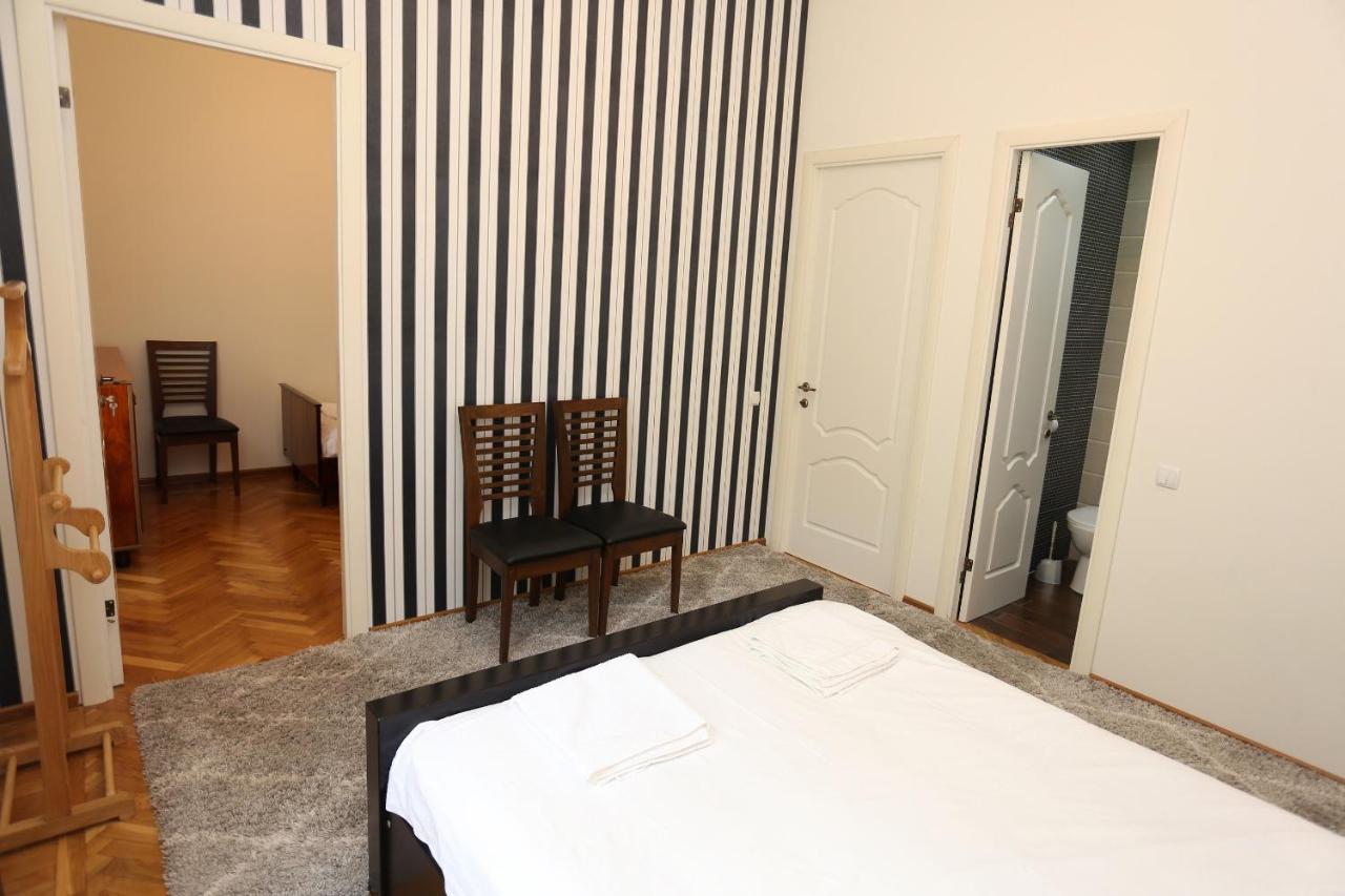 Guest House Pirosmani 60 Сигнахи Экстерьер фото